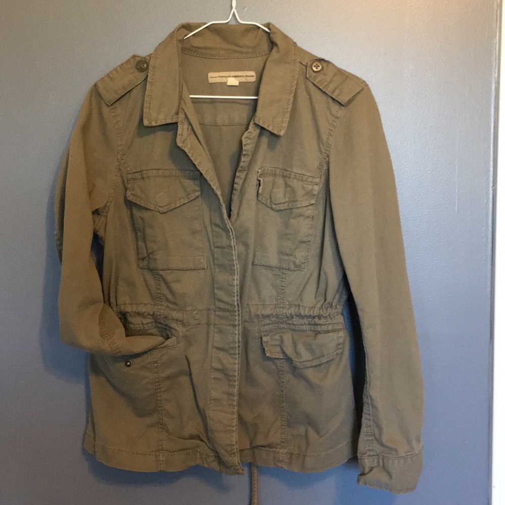 9 west Vintage American Jean army green  jacket.